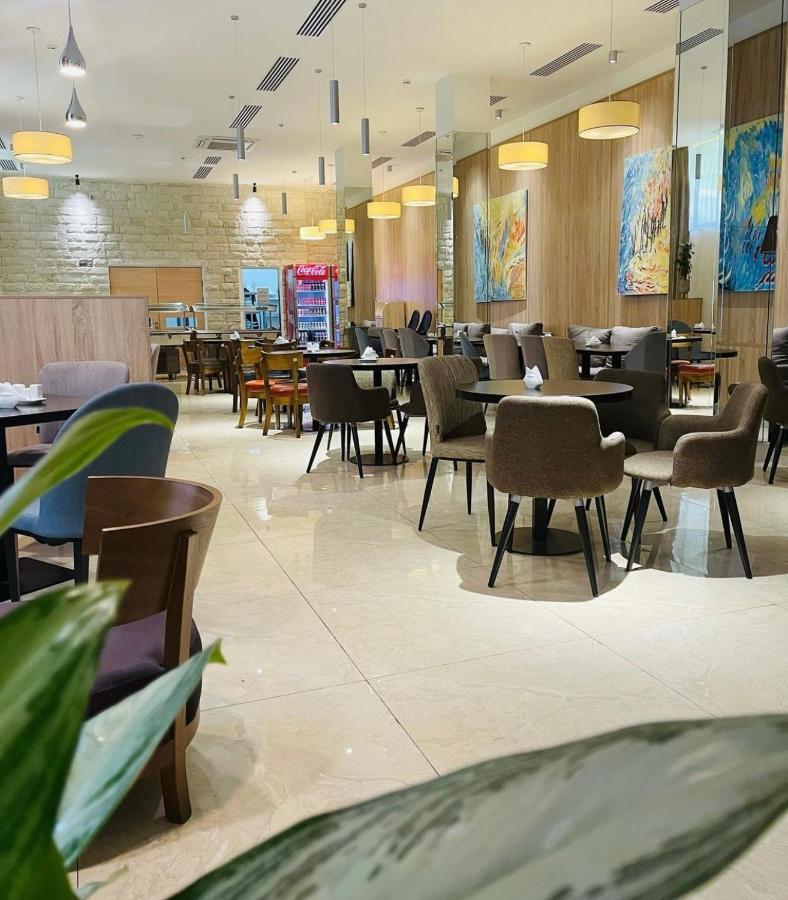 Abaash Hotel Afon New Athos Bagian luar foto