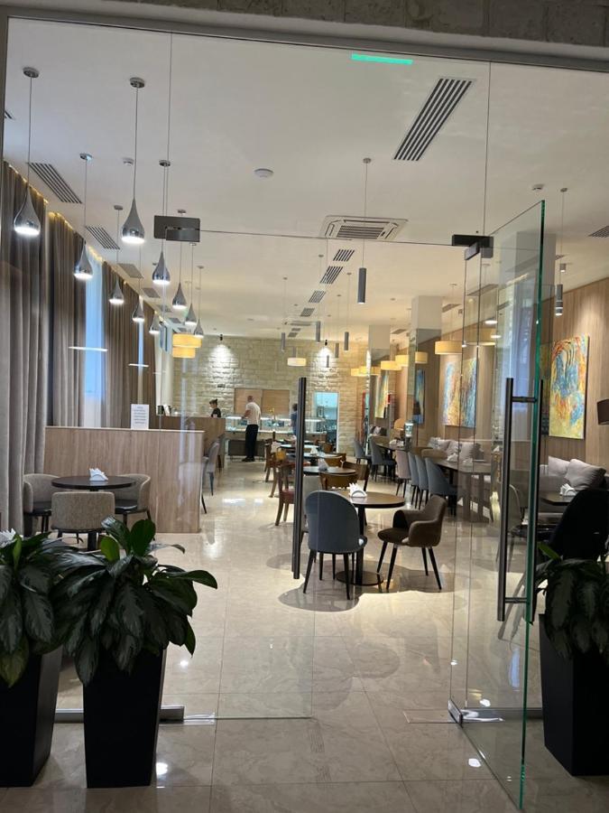 Abaash Hotel Afon New Athos Bagian luar foto
