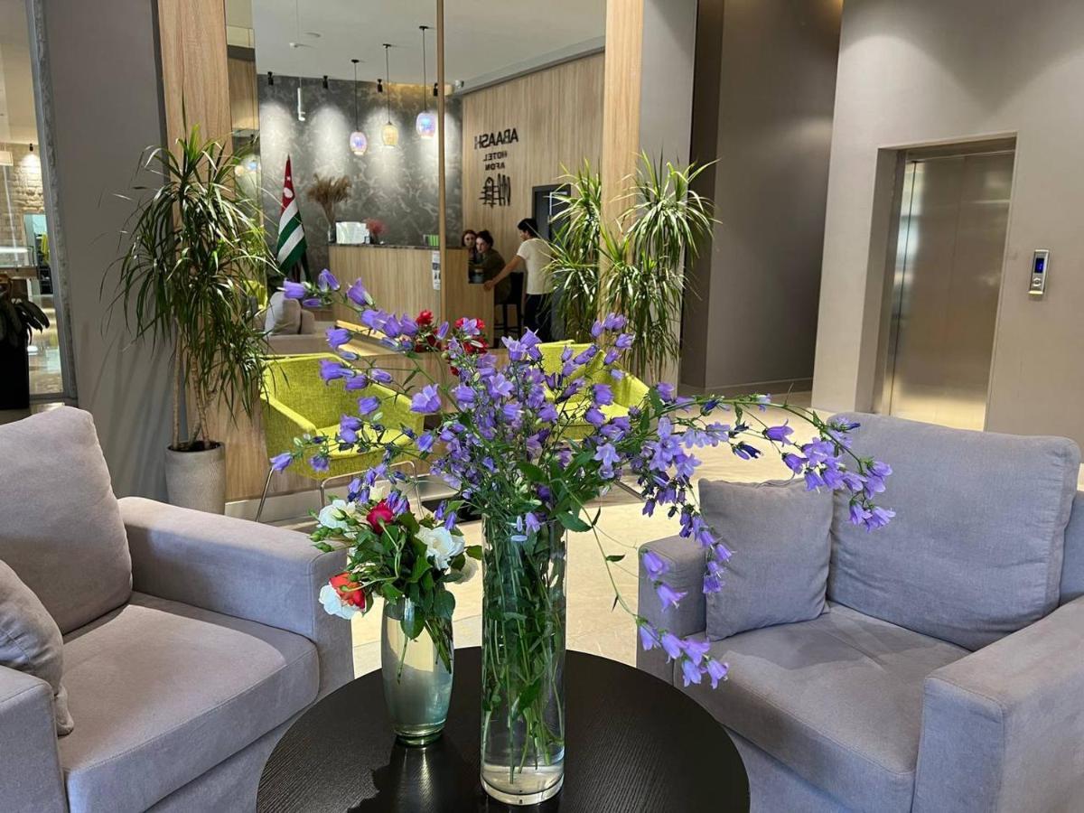 Abaash Hotel Afon New Athos Bagian luar foto